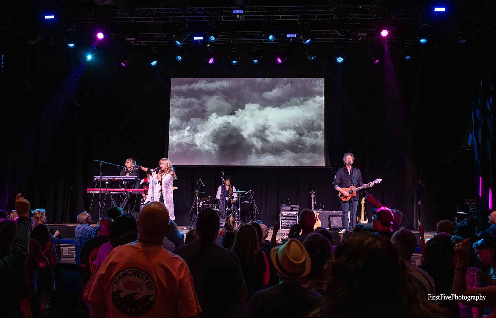 Gypsy Dreams - Authentic Fleetwood Mac Tribute