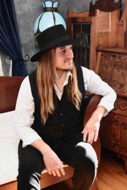 Logan Shrewsbury Profile as Mick Fleetwood